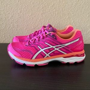 ASICS GT-2000 5 Women’s Running Shoe Sz 9
